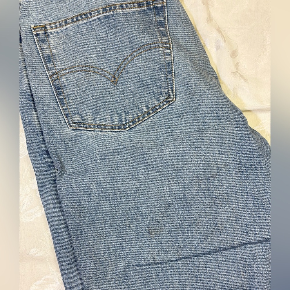 Vintage Levi’s 550 Jeans - Picture 9 of 10